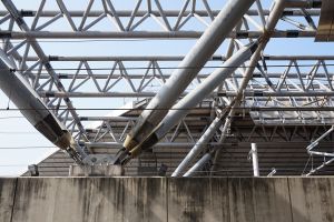 Structure over Platform of the THSR Taichung Station 02.jpg